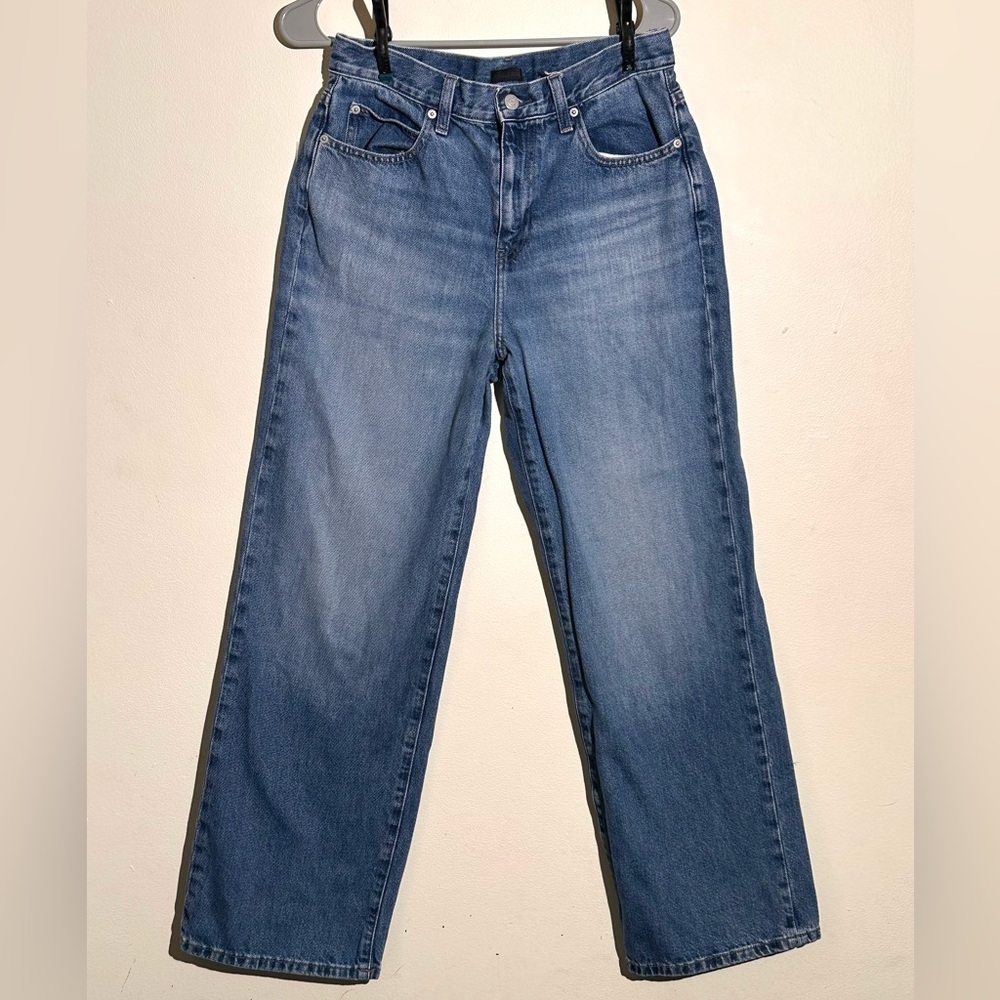 Uniqlo Women's Straight Leg Jeans - Light Blue